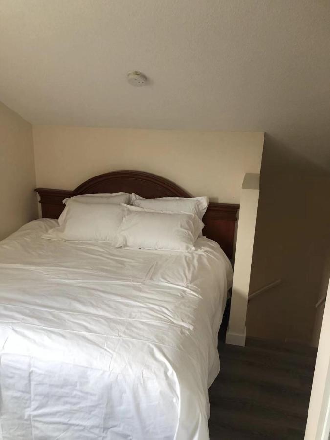 Unit #302 Mountain View 2 Beds In Dt Apartman Canmore Kültér fotó